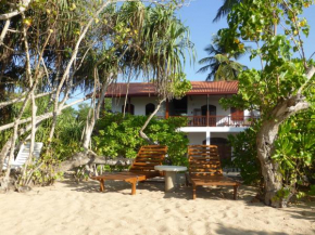 Гостиница Villa Sunrise  Tangalla